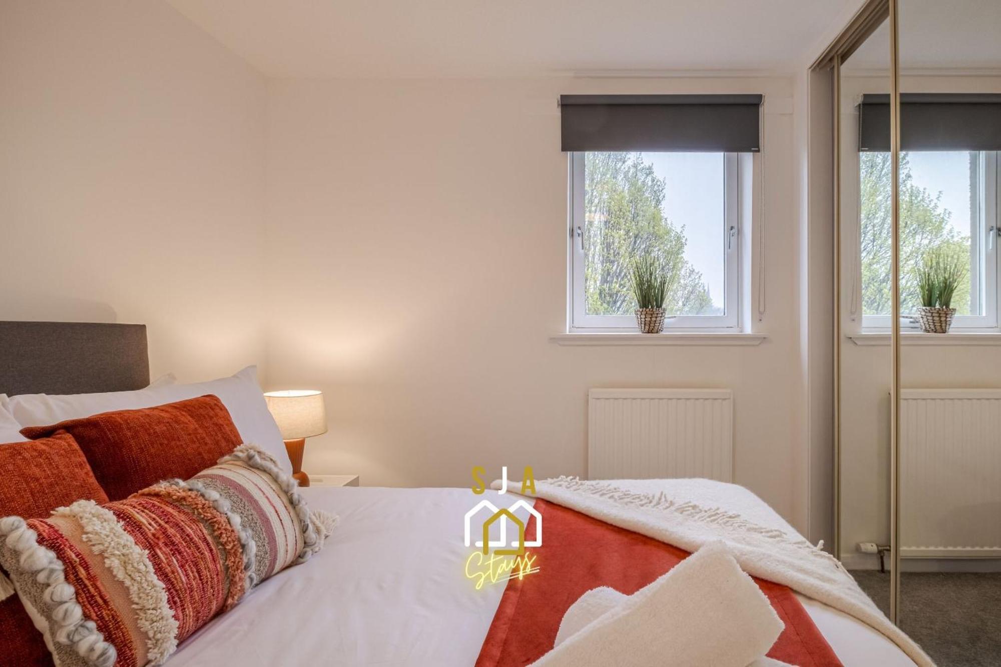 Hardgate Hideaway - Sja - 2 Bed Aberdeen